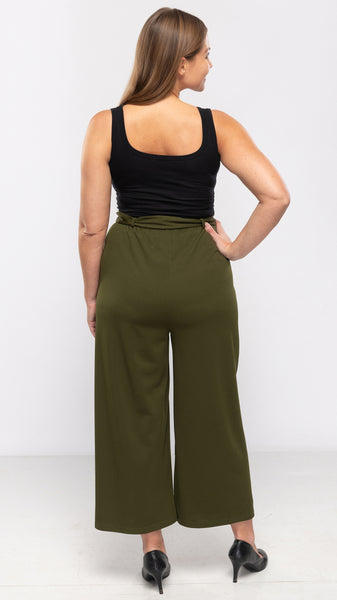 Women's Capri Pants w/Belt-4 Colors/4 Sizes-16pcs/pack ($9.50/pc)