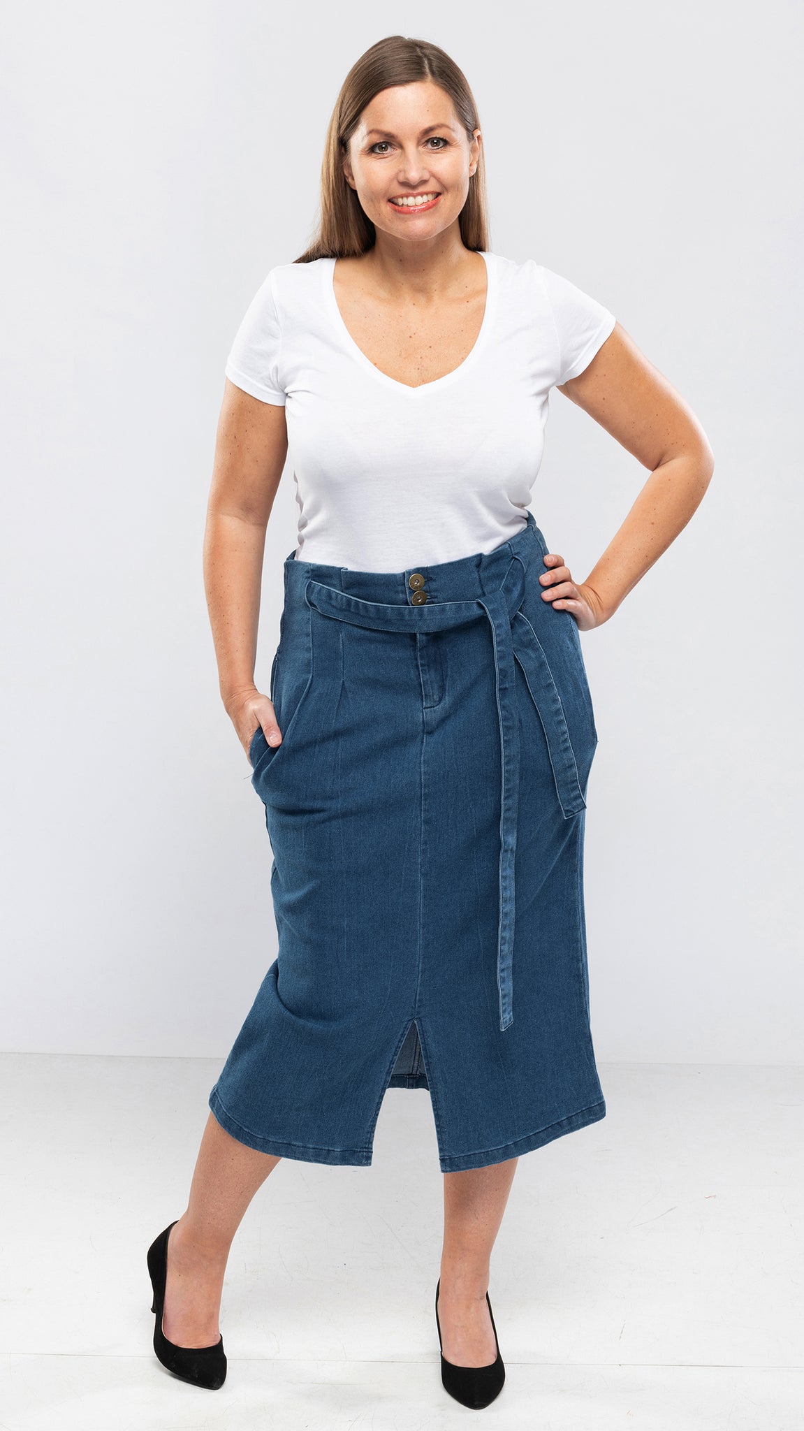 Women's Long Denim Skirt w/Belt-2 Colors/4 Sizes-12pcs/pack ($17.90/pc)